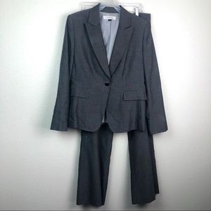 Tahari gray pantsuit 2 piece jacket pants set, 14